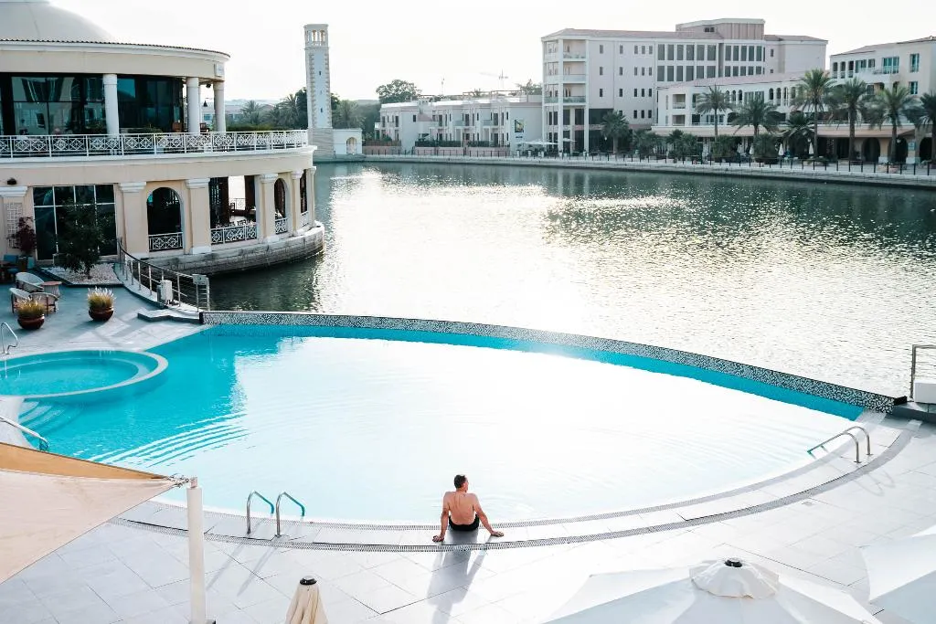 Pool, Millennium Lakeview Hotel, Dubai