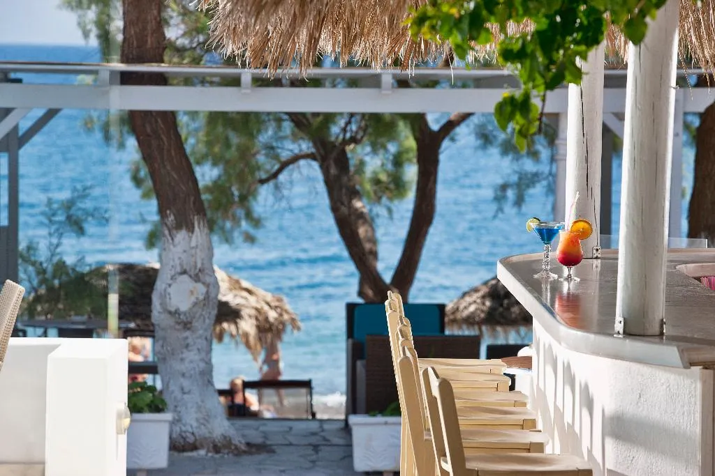 Bar, Alesahne Beach, Santorini