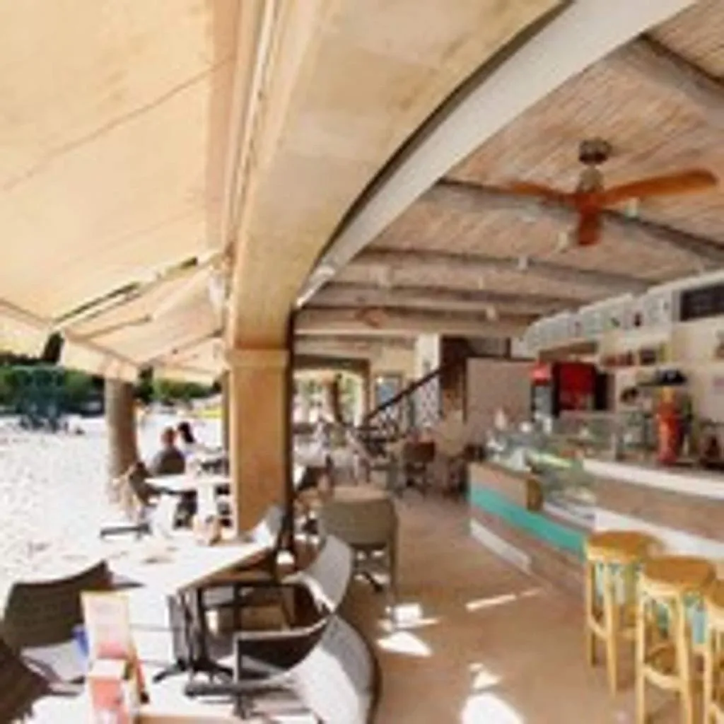 Bar, Hotel Cala Santanyi, Majorca