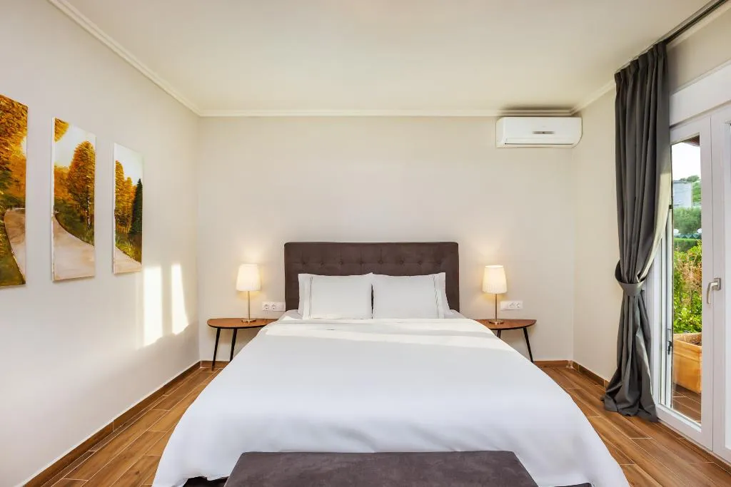 VILLA WITH PRIVATE POOL Room, Sunny Villas and Spa, Halkidiki