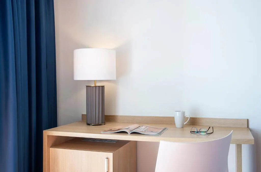 SINGLE STANDARD Room, Hotel Costa Malaga by Pierre & Vacances, Costa Del Sol
