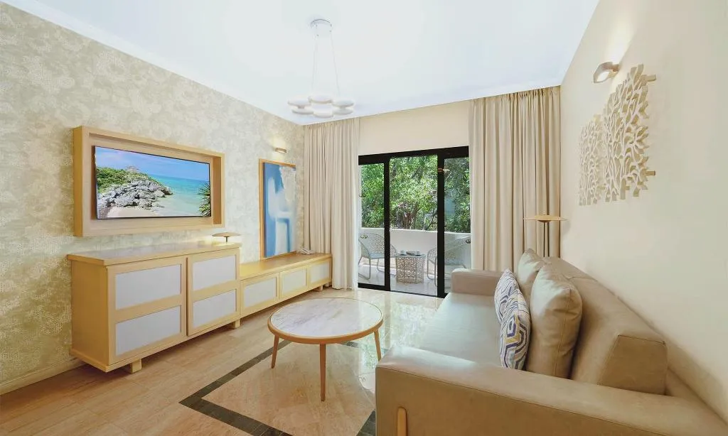 SUITE BEACH FRONT Room, Grand Palladium Select White Sand Resort & Spa AI, Cancun Area