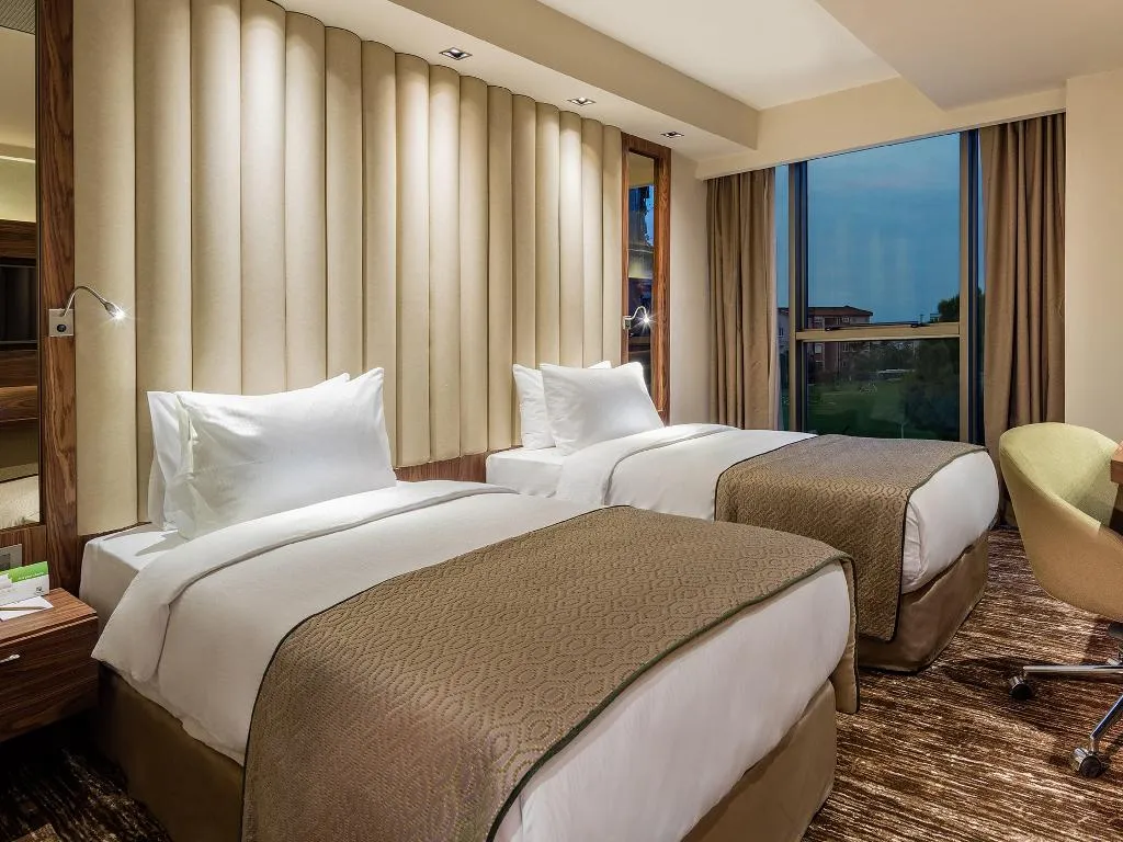 TWIN CITY VIEW Room, Holiday Inn Antalya Lara, Antalya