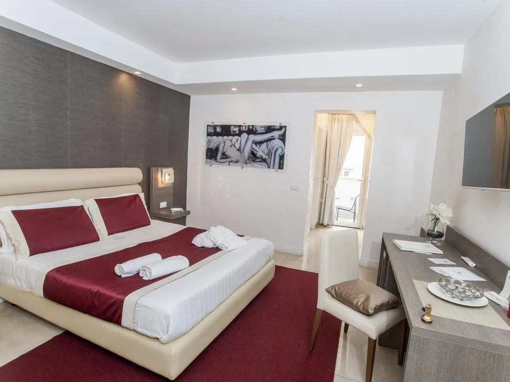 DOUBLE DELUXE Room, Hotel San Pietro, Naples