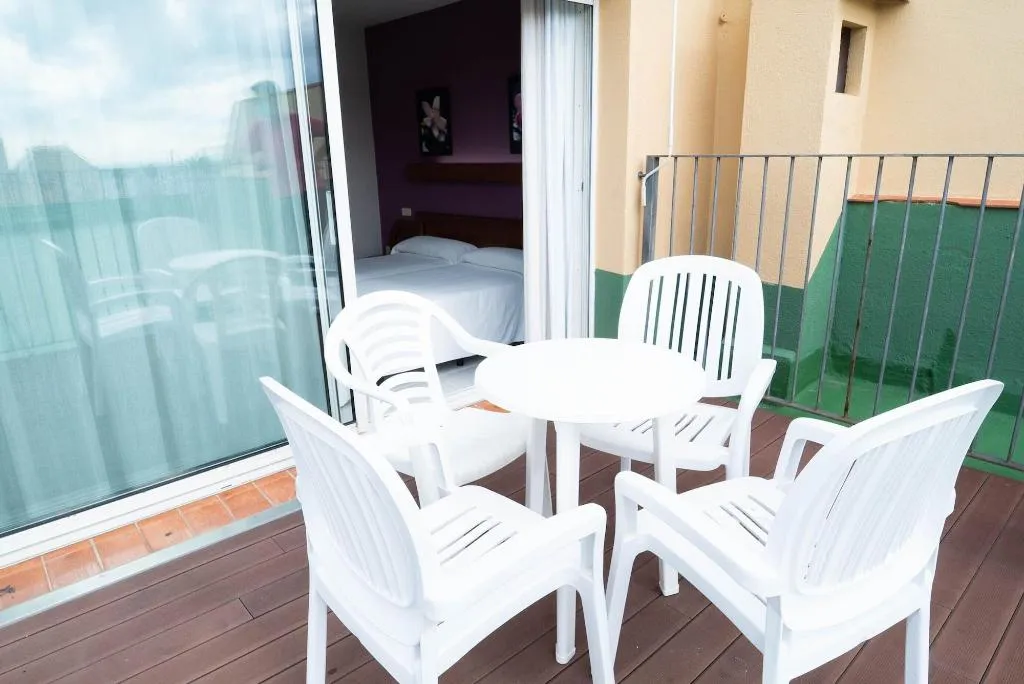 Room, S'Agoita, Costa Brava
