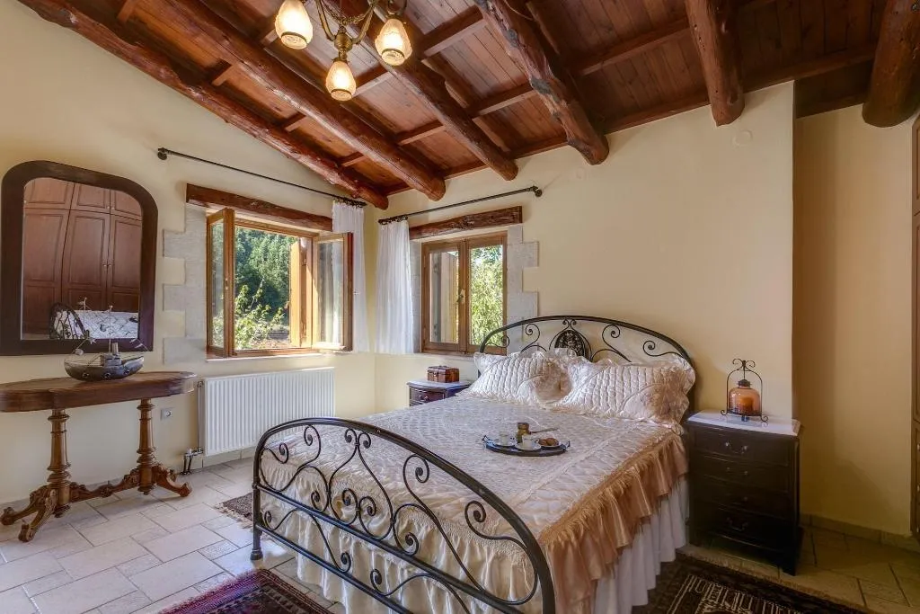 Room, Ifigenia Luxury Suites And Villas, Crete