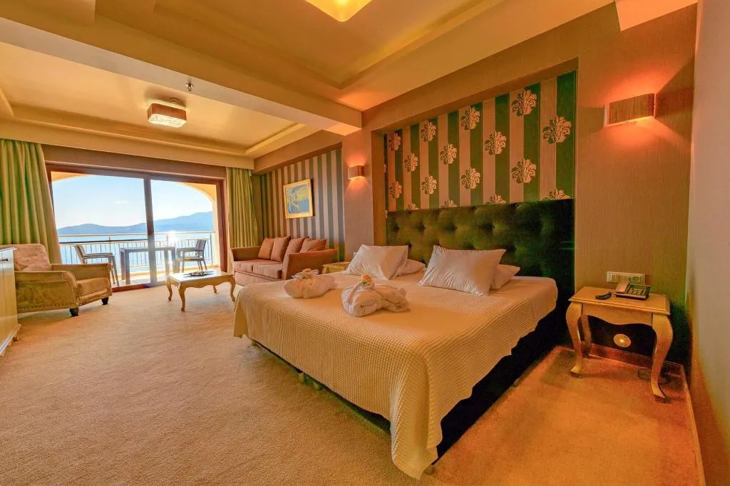Room, Odyssey, Kefallinia
