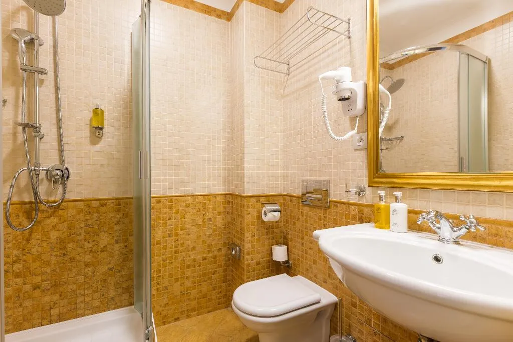 SINGLE SUPERIOR Room, Hotel Caruso Old Town Prague, Prague
