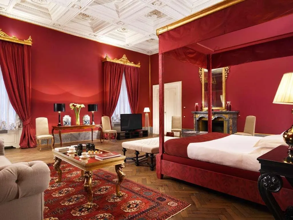 Room, Palazzo Di Camugliano, Florence