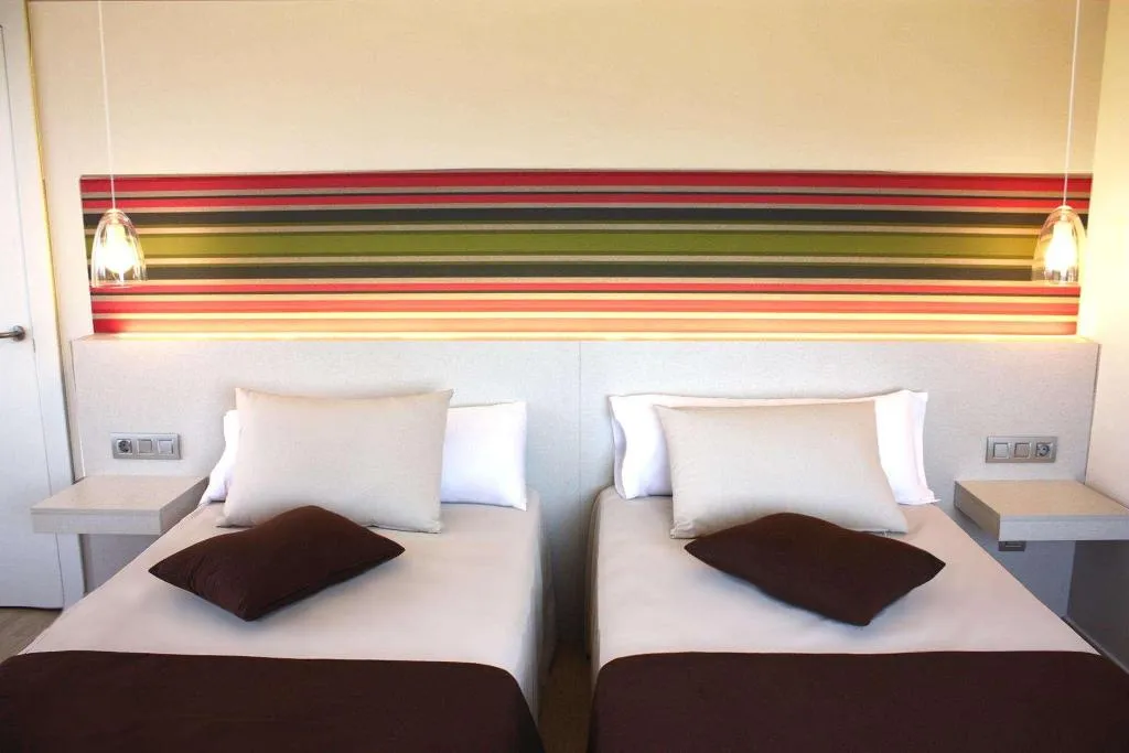 Room, Alegria Plaza Paris, Costa Brava