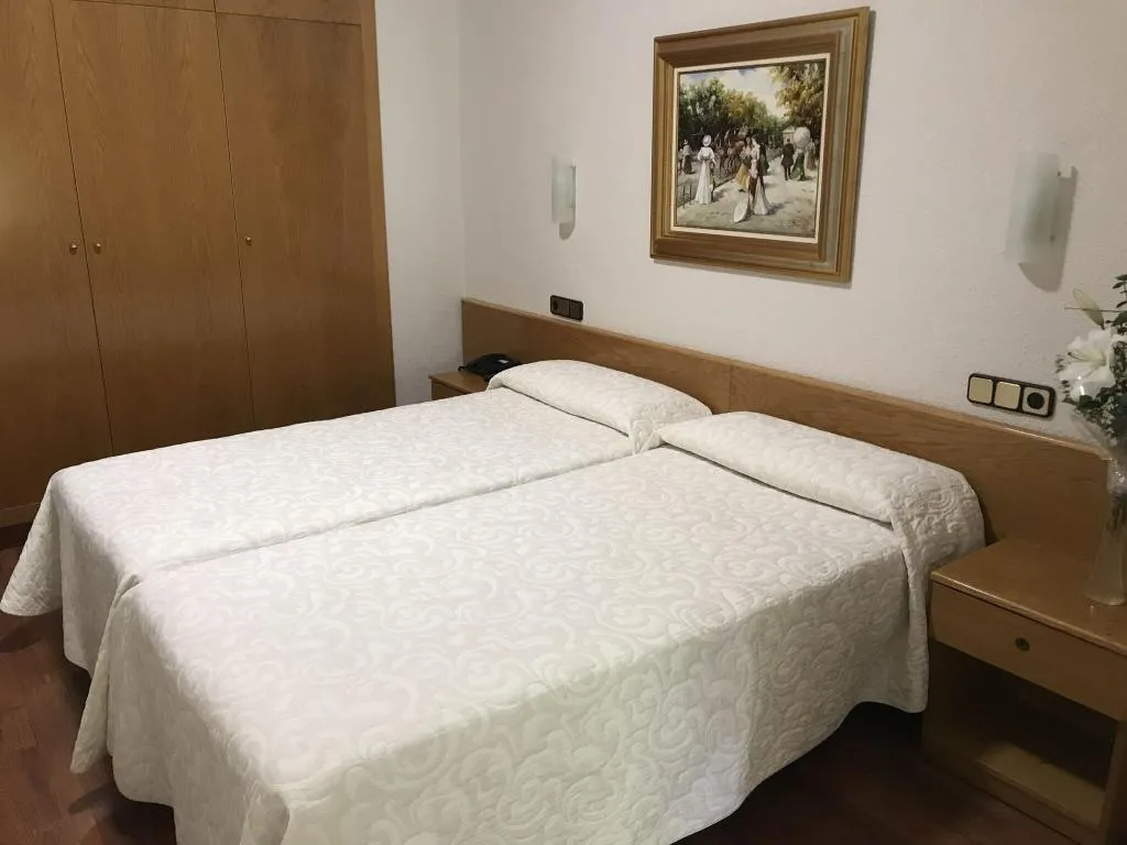 Room, Studios Pelayo, Barcelona