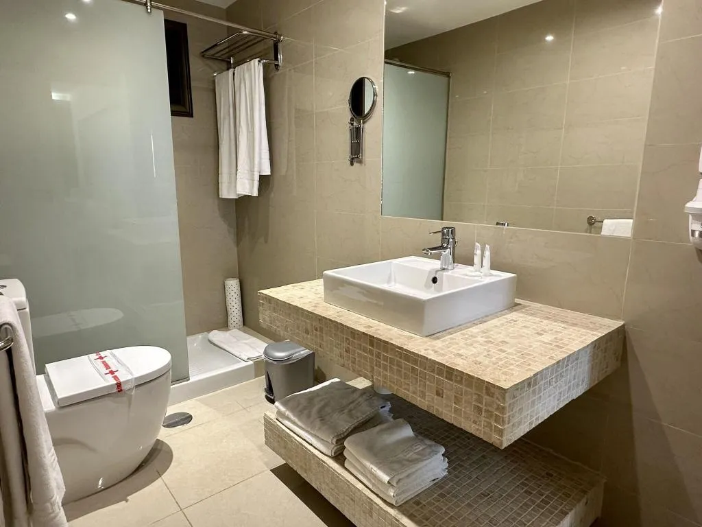 Room, Pearly Grey Ocean Club Apartments & Suites, Tenerife