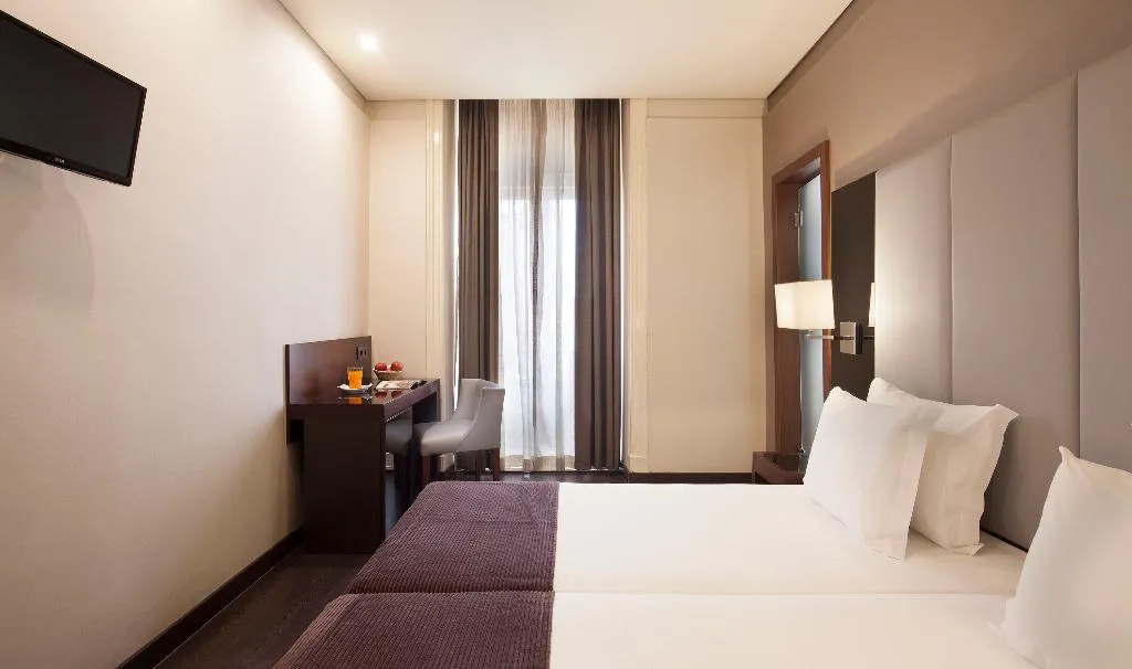 TWIN SUPERIOR Room, Turim Restauradores, Lisbon