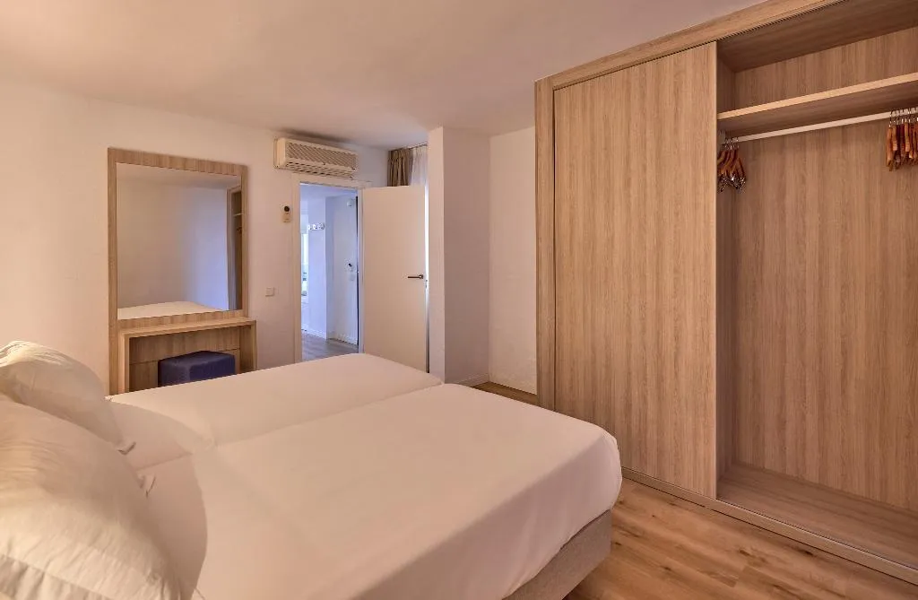 APARTMENT STANDARD Room, Universal Aparthotel Don Camilo, Majorca