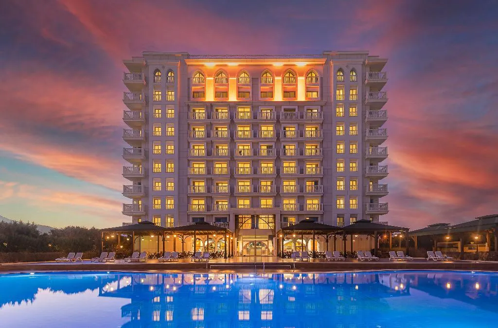 Pool, Crowne Plaza Antalya, Antalya