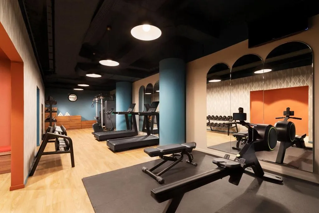 Sports and Entertainment, Duo Milan Porta Nuova, A Tribute Portfolio Hote, Milan