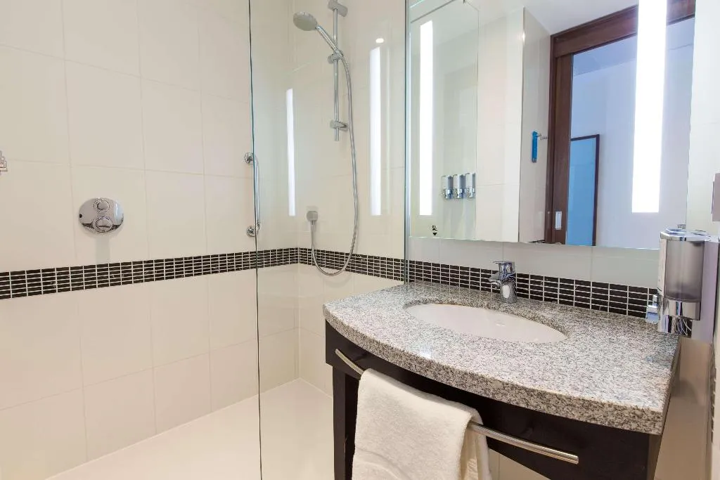 TWIN STANDARD Room, Hampton By Hilton Amsterdam City Centre East, Amsterdam