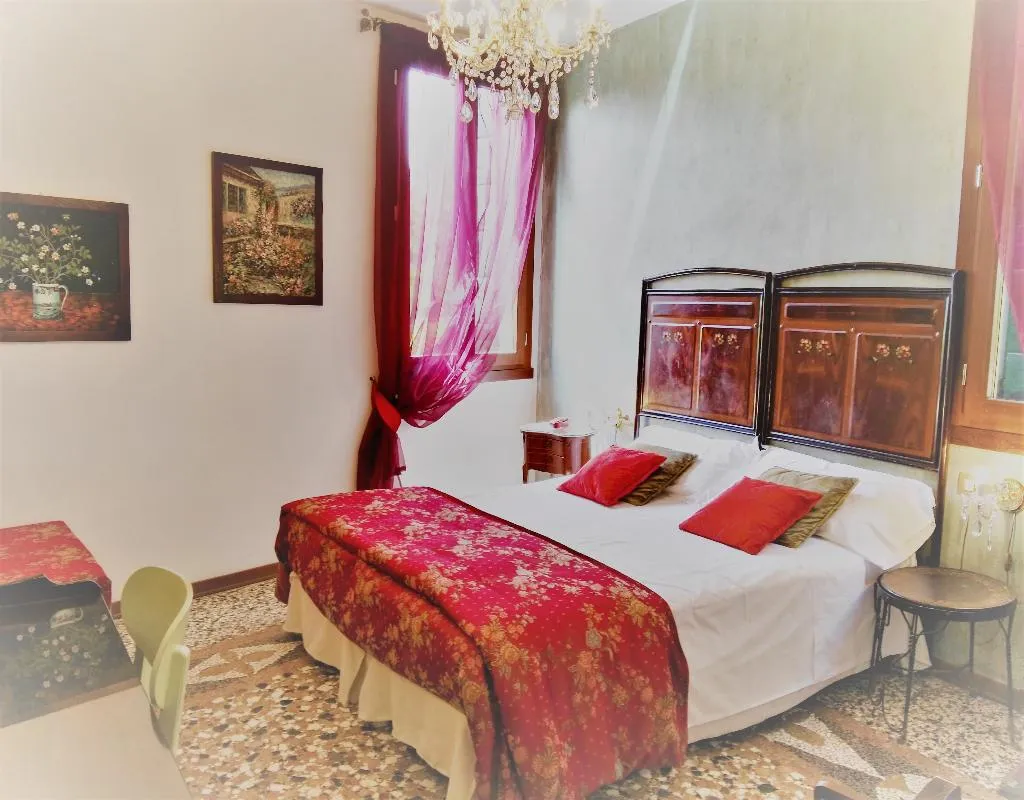 TRIPLE STANDARD Room, Relais Alcova del Doge, Venice