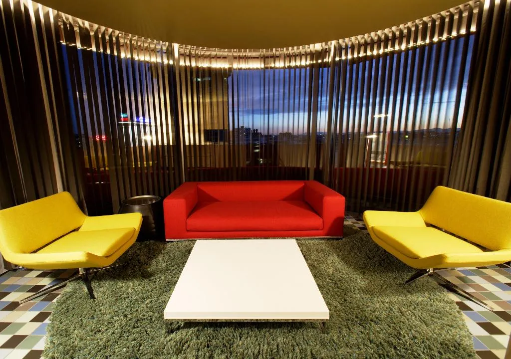 JUNIOR SUITE CAPACITY 1 Room, Puerta America Madrid, Madrid