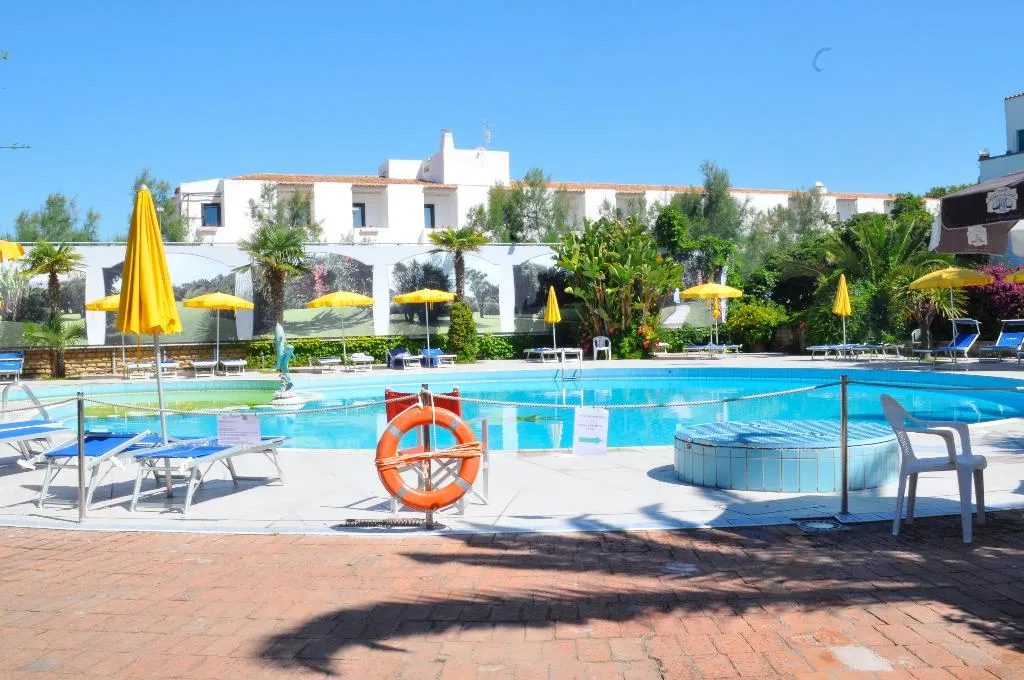 Pool, Marina Club Hotel, Naples