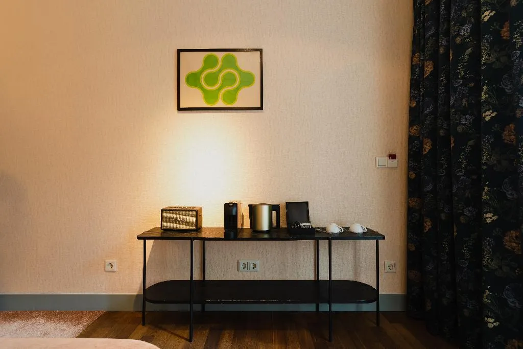 Double or Twin DELUXE Room, Hotel Mercier, Amsterdam