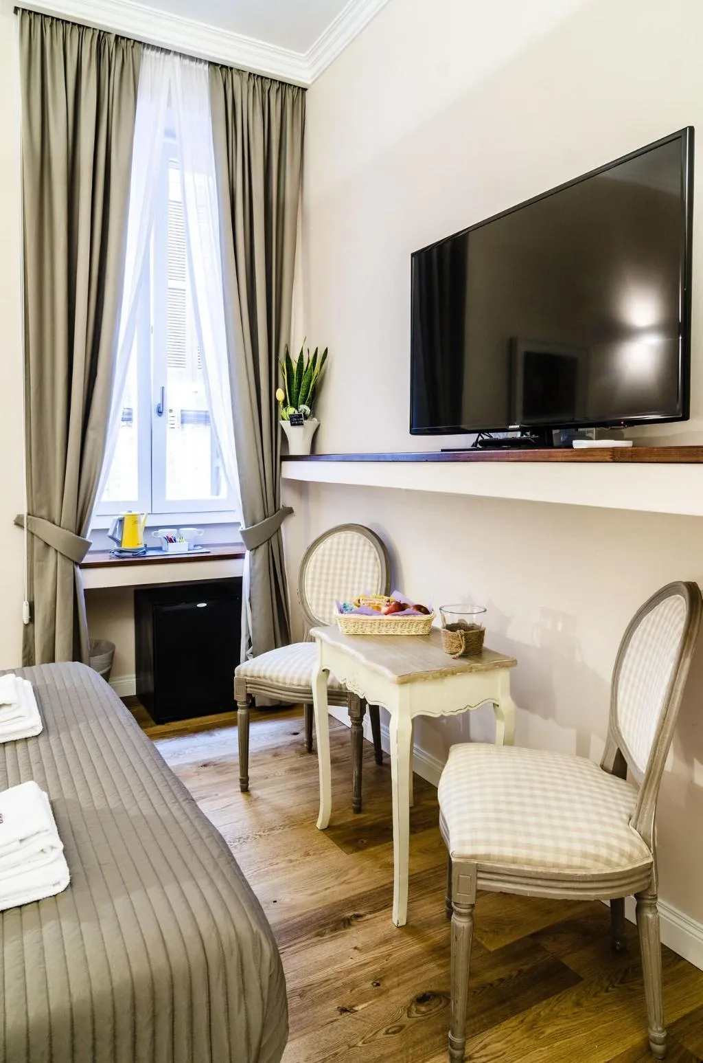 Room, La Maison Di Sant Anna, Rome