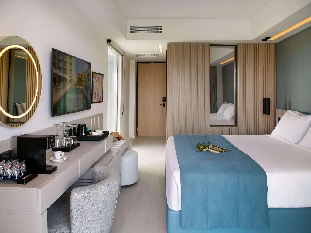 Room, Mercure Larnaca Beach Resort, Cyprus