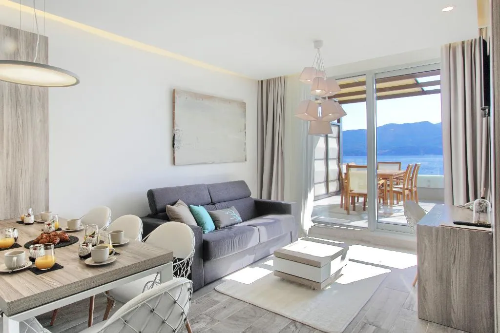 APARTMENT PREMIUM TWO BEDROOMS Room, Kalamota Beach House, Dubrovnik
