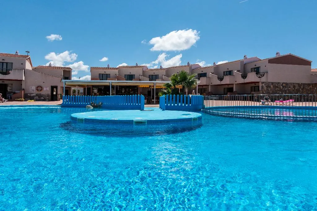 Pool, Apartamentos Lentiscos by MIJ, Menorca