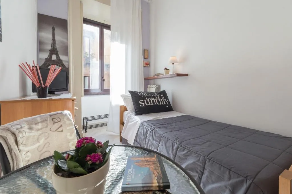 Room, Catania Inn, Catania