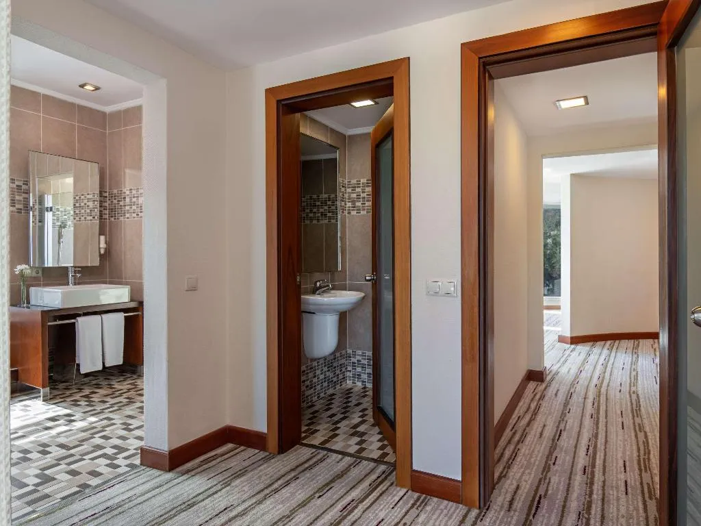 Room, Rixos Sungate Land of Legend Theme Park FreeAcces, Antalya