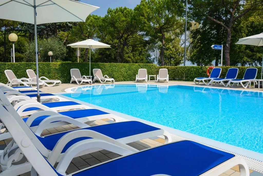 Pool, Suisse, Milan