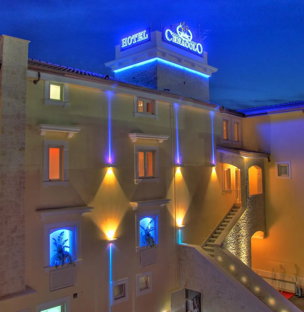 General view, Hotel Cenacolo, Naples
