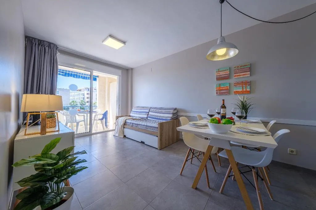 Room, Estival Park Apartments, Costa Brava