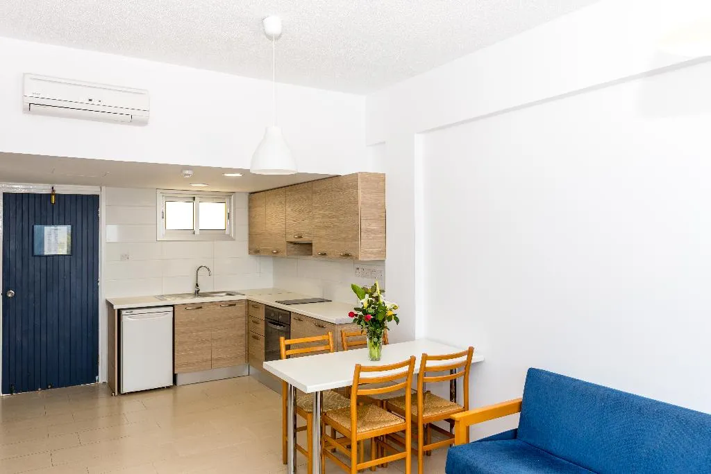 APARTMENT ONE BEDROOM Room, Helios Bay Hotel Apts & Villas, Cyprus