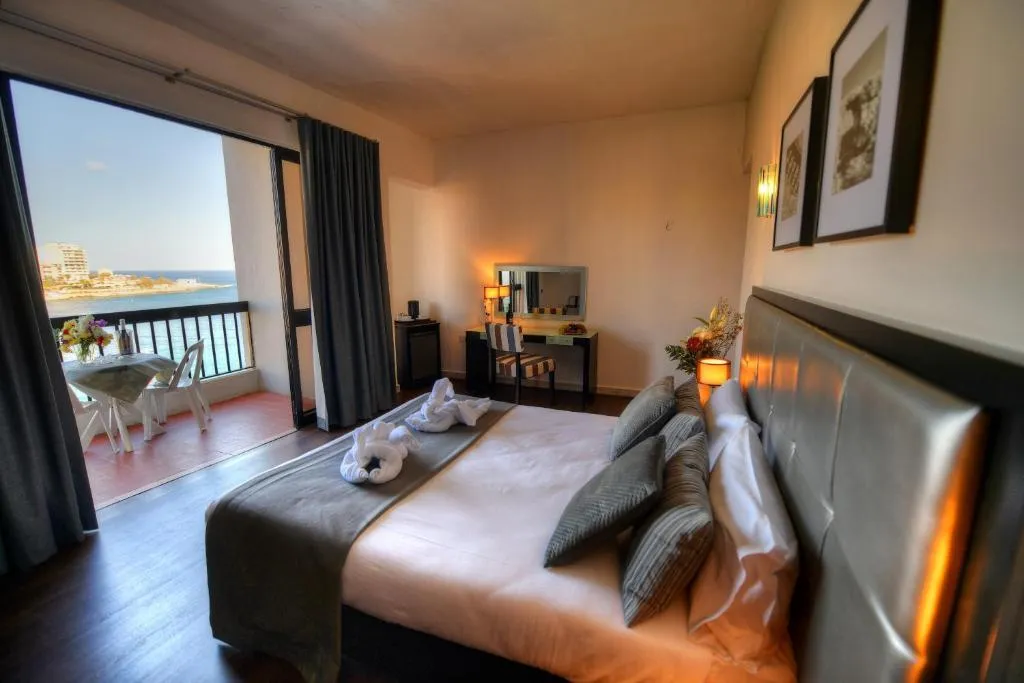 Double or Twin SUPERIOR SEA VIEW Room, St. Julian's Bay Hotel, Malta