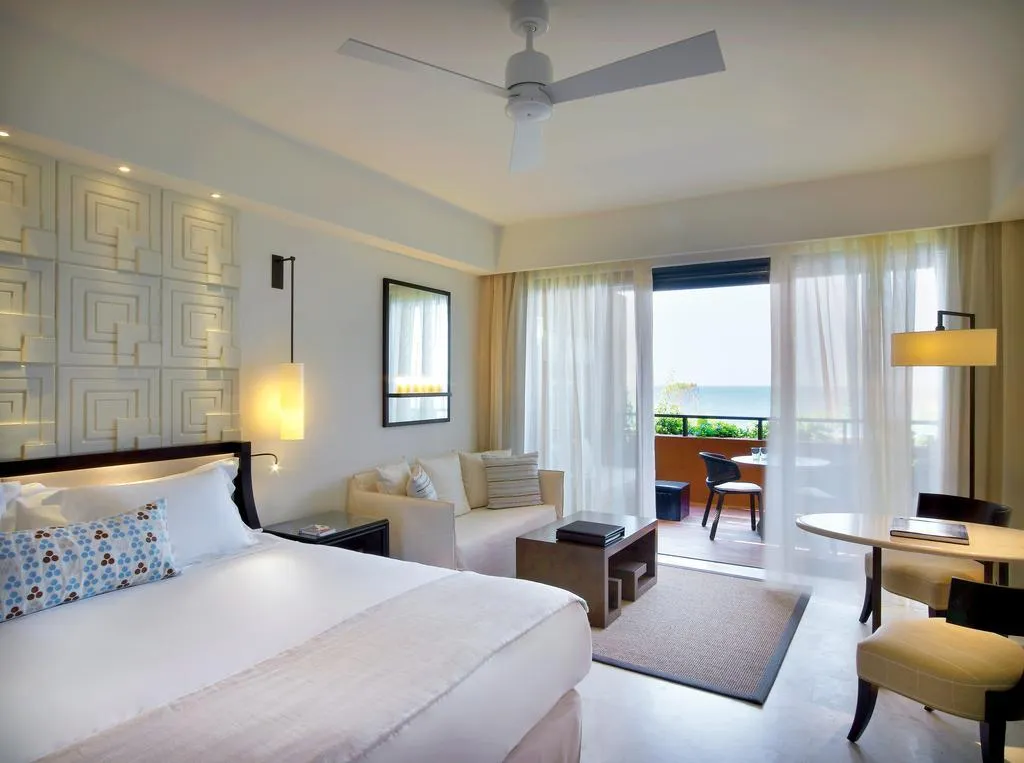 Room, The Romanos, A Luxury Collection Resort, Kalamata