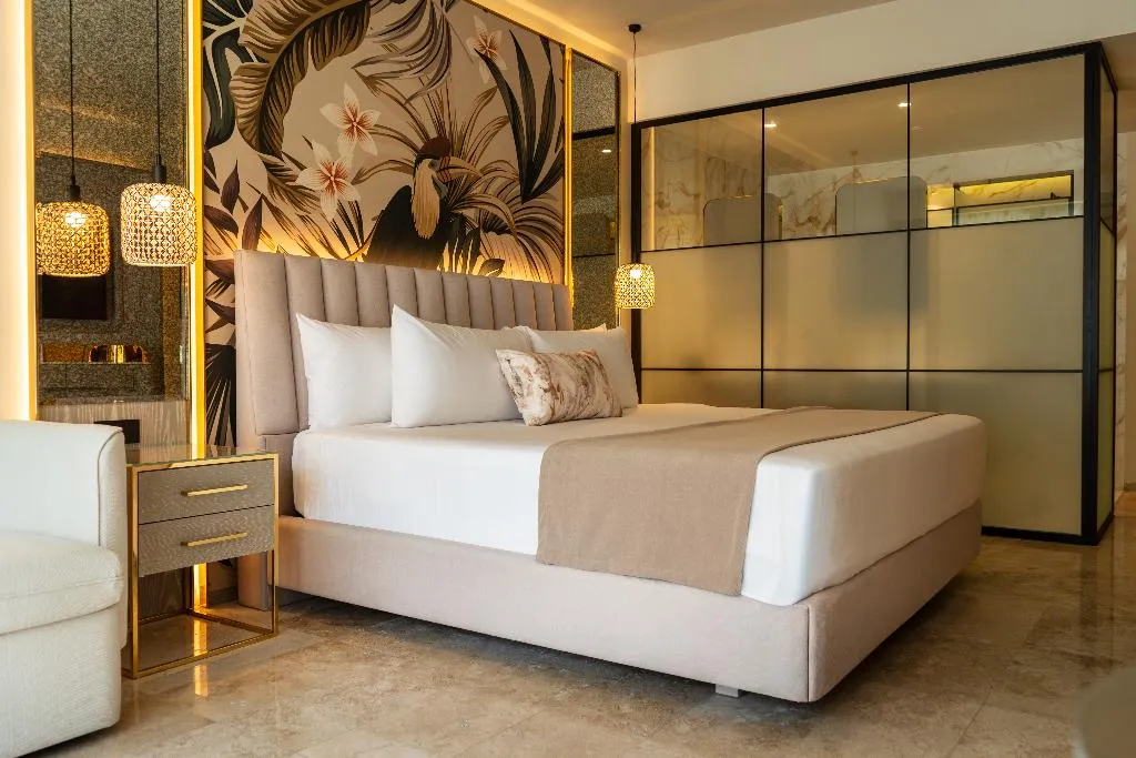 JUNIOR SUITE DELUXE Room, Grand Sunset Princess All Inclusive, Cancun Area