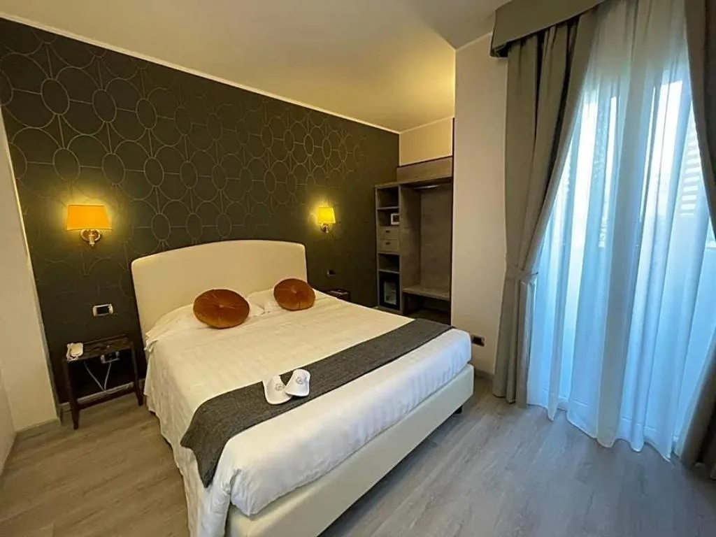 General view, Hotel Florence, Milan