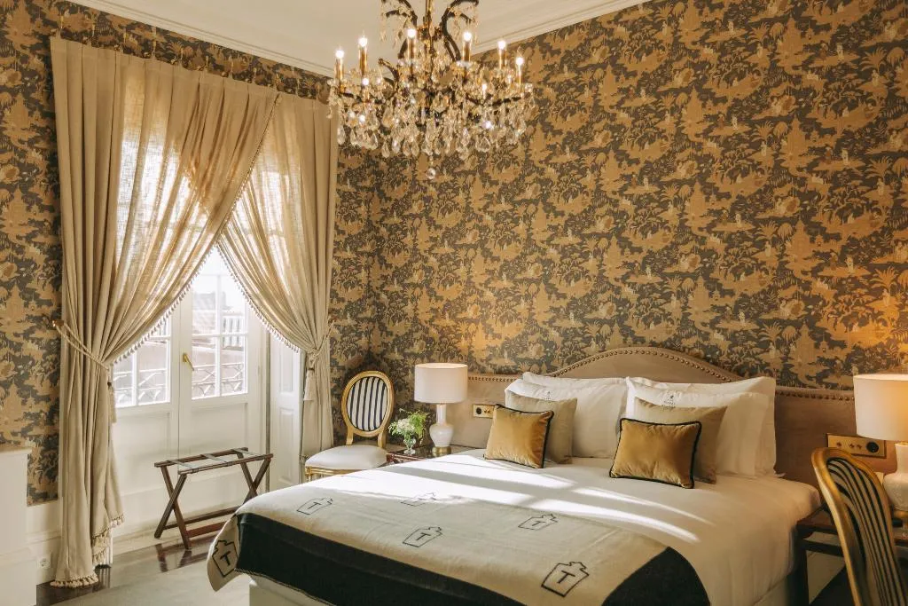 Double or Twin EXECUTIVE SUPERIOR Room, Torel Palace Porto, Porto