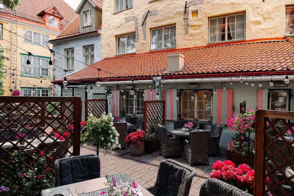 Terrace, Schlossle, Tallinn