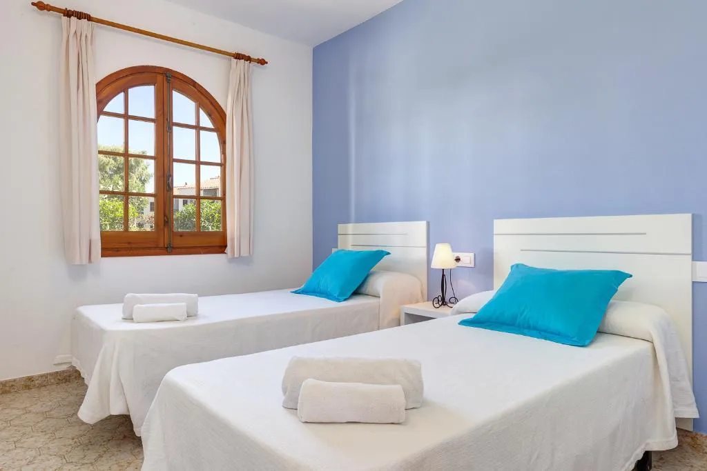 Room, Es Girasols, Menorca