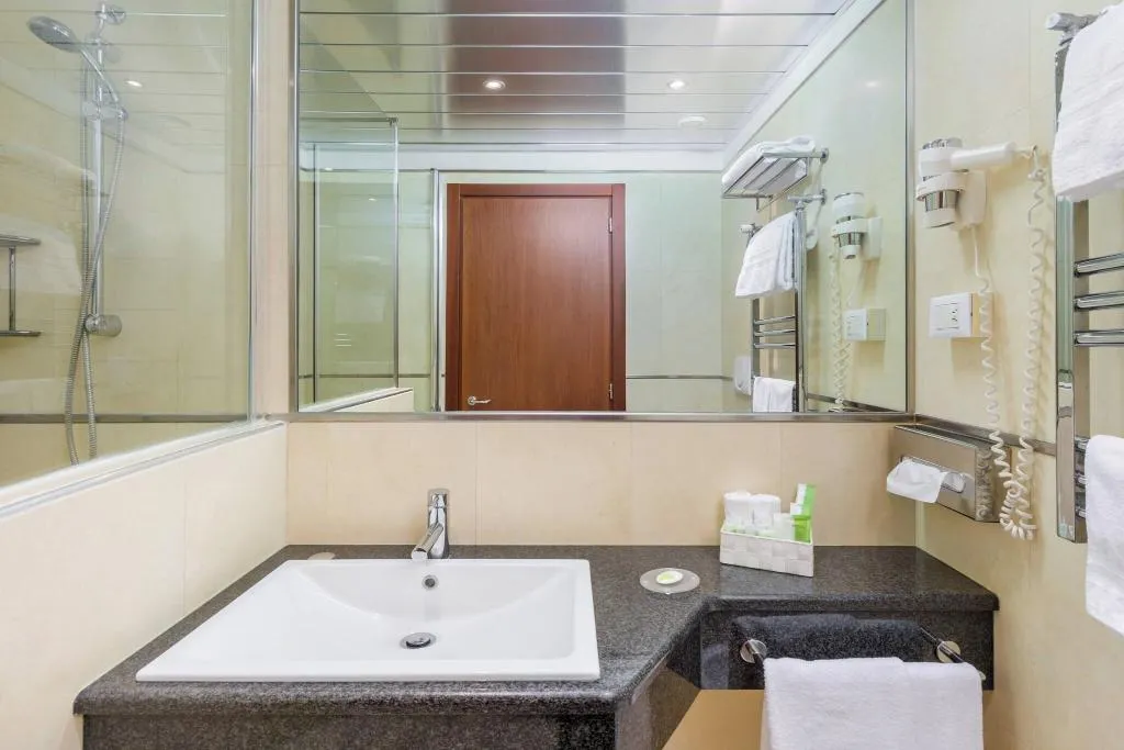 TWIN STANDARD Room, Courtyard Venice Airport, Venice