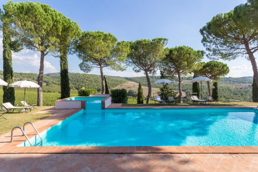 Pool, Fattoria Pratale, Florence