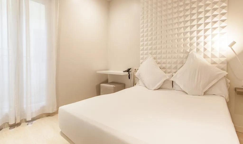 Room, Urban Sea Atocha 113, Madrid