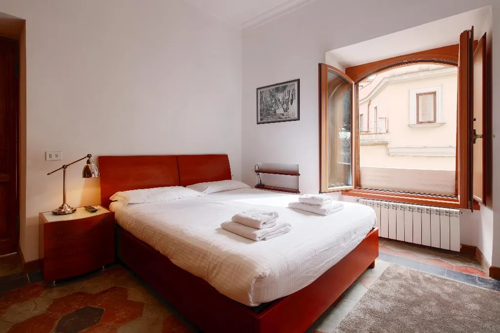 APARTMENT CAPACITY 4 Room, Residence Maximus, Rome