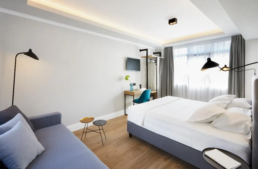 SUITE CAPACITY 3 Room, The Artist Athens, Athens