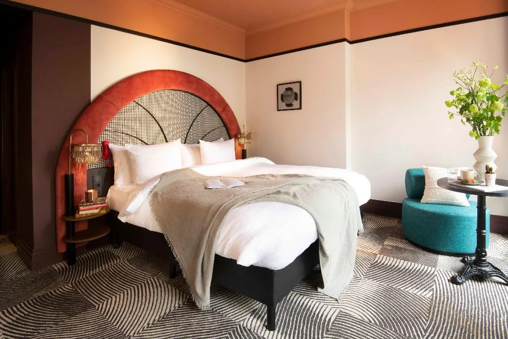 DOUBLE STANDARD Room, Jan Luyken Amsterdam, Amsterdam
