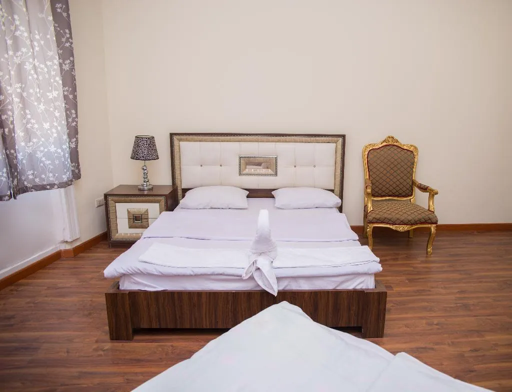 Room, Grand Royal Cairo, Cairo