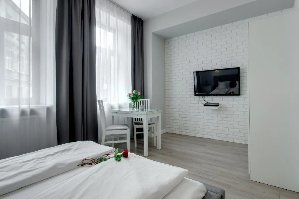 STUDIO CLASSIC Room, Zamkowa 15 Apartments, Krakow